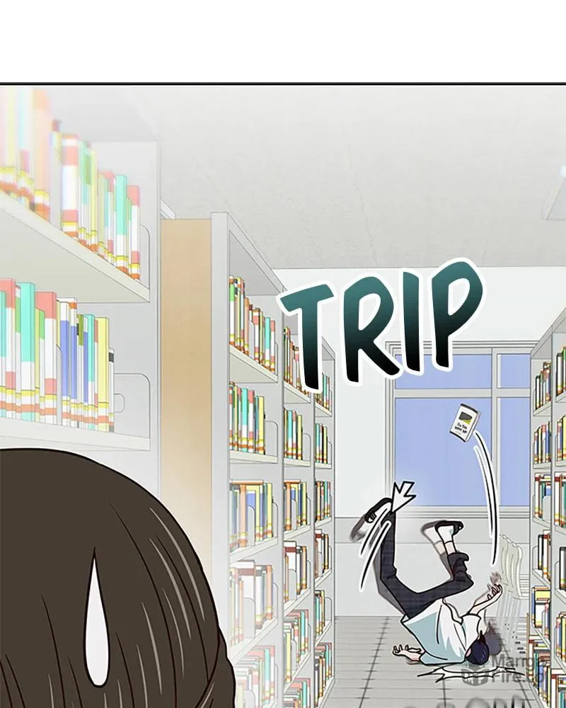 A High School Girl Is a God, But I