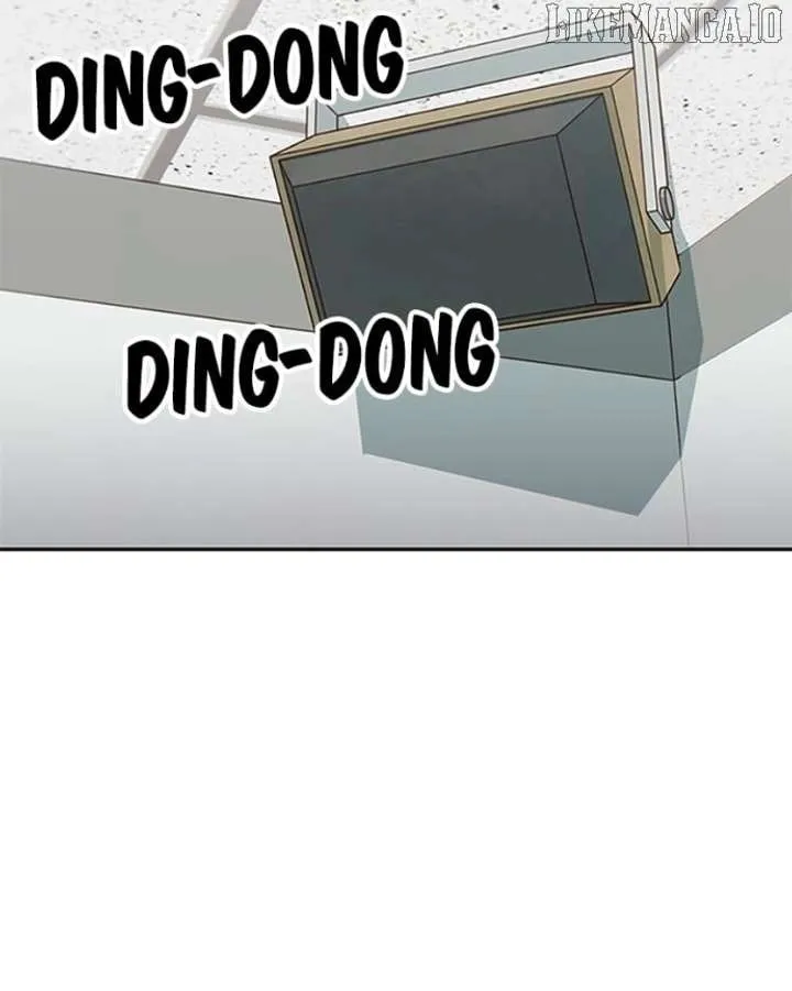 A High School Girl Is a God, But I