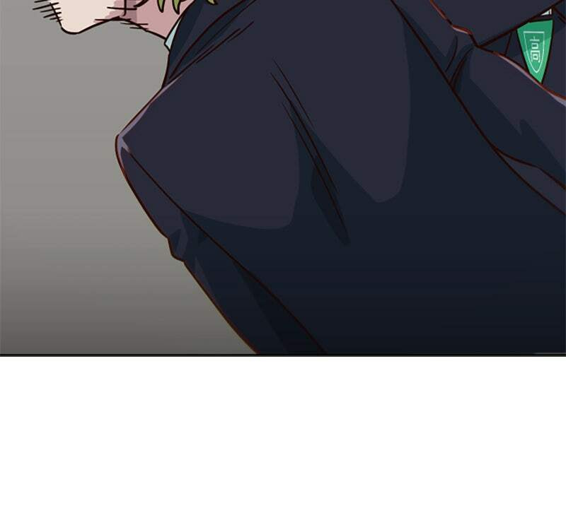 A High School Girl Is a God, But I