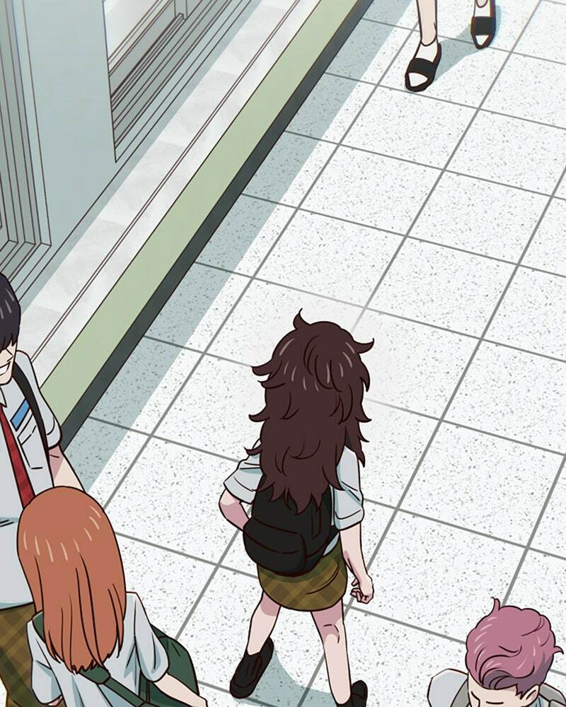 A High School Girl Is a God, But I