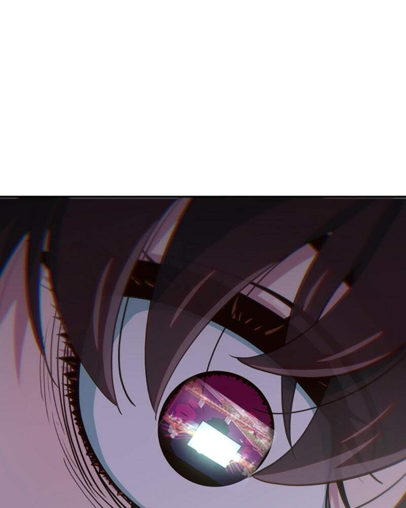 A High School Girl Is a God, But I