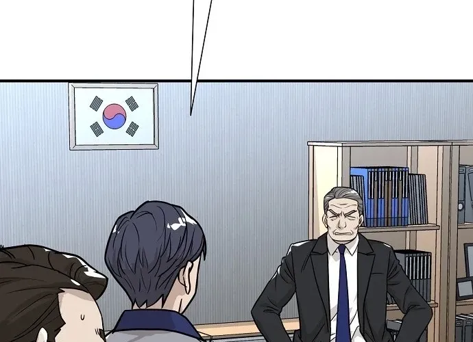 Assistant Manager Lee