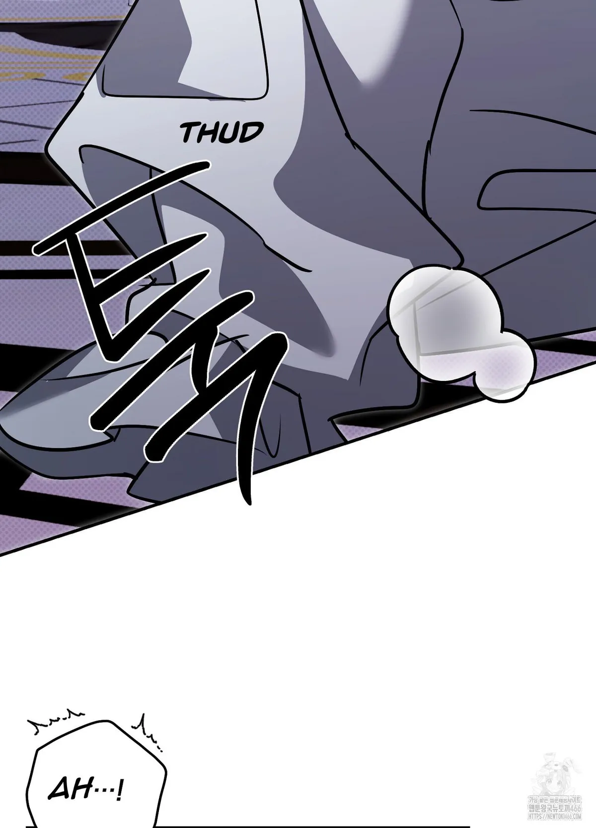 At Midnight In The Castle Chapter 2 page 3 - 