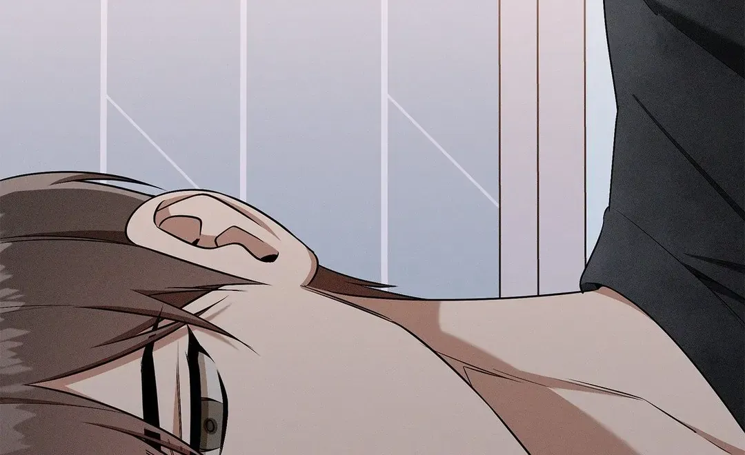 Crucial Point Chapter 33 page 33 - 