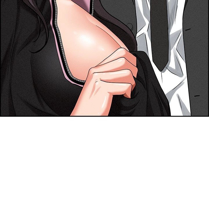 Her Bodyguard Chapter 12 page 111 - 