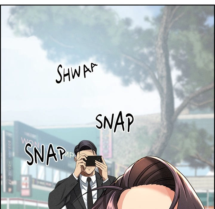 Her Bodyguard Chapter 2 page 128 - 