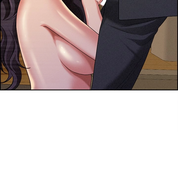 Her Bodyguard Chapter 2 page 42 - 