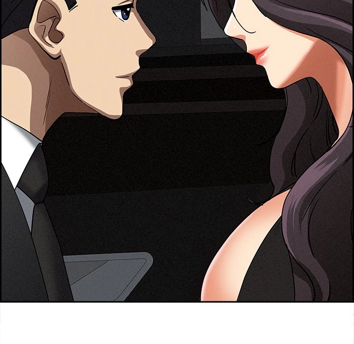 Her Bodyguard Chapter 8 page 40 - 