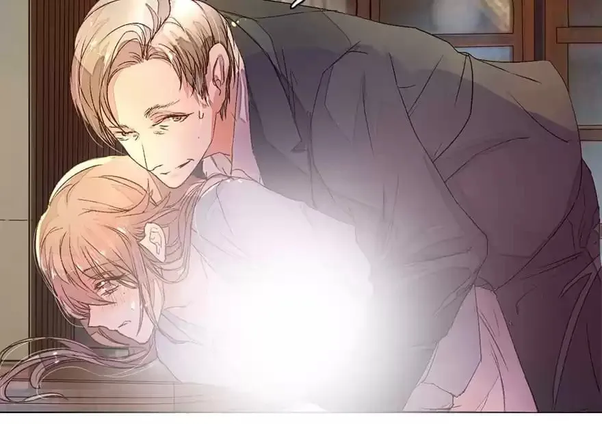 Holding Onto Him Chapter 10 page 4 - 
