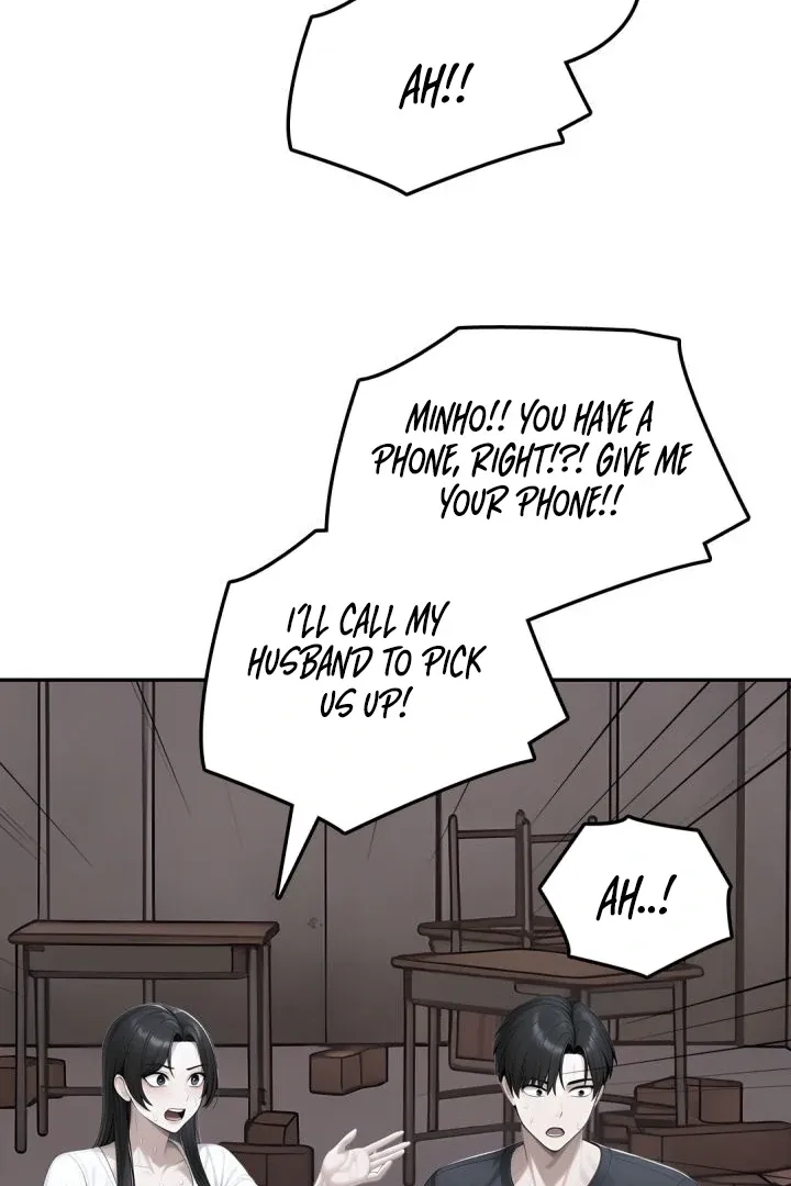 I got trapped inside a container with a married woman Chapter 1 page 67 - 