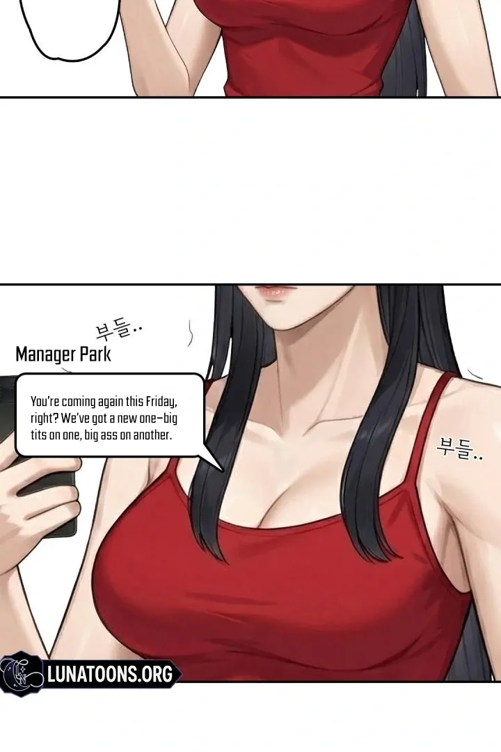 I got trapped inside a container with a married woman Chapter 7 page 32 - 