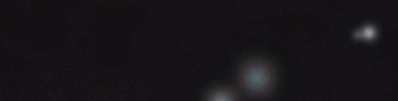 In the Dark Night, the Silver Moon Shines Coldly Chapter 14 page 10 - 