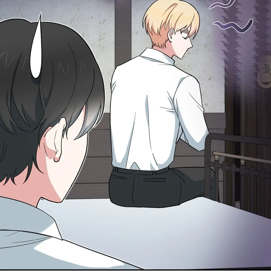 The atmosphere of the novel is in crisis Chapter 6 page 11 - 