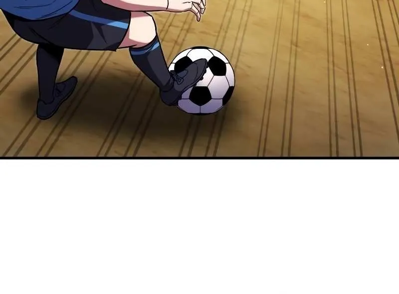 The Genius Midfielder’s Passes are Special Chapter 1 page 219 - 