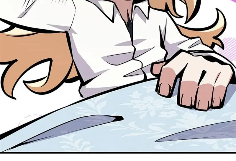 The Yellow-haired Villain in Female Main Character