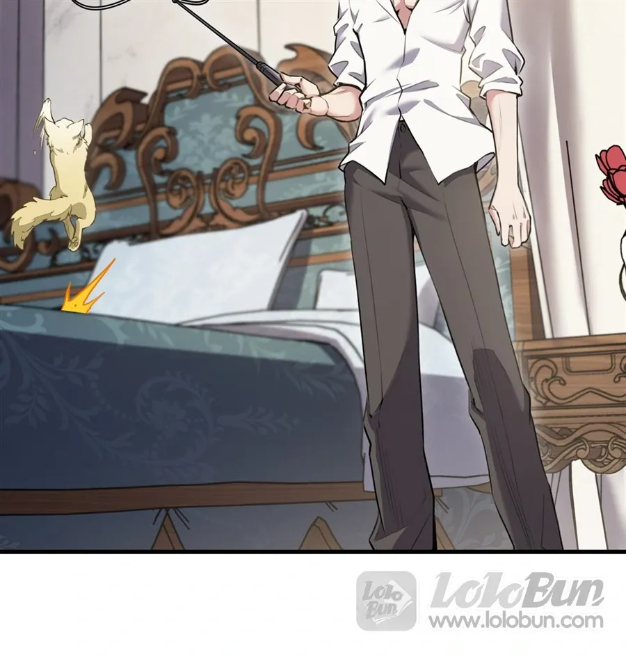 The Yellow-haired Villain in Female Main Character