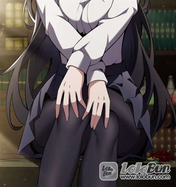 The Yellow-haired Villain in Female Main Character
