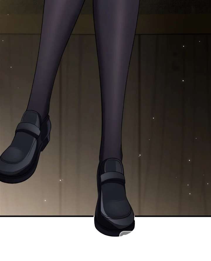 The Yellow-haired Villain in Female Main Character