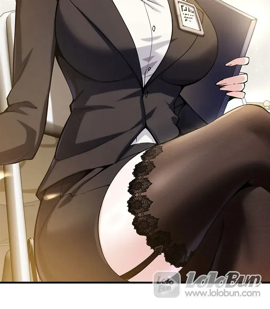 The Yellow-haired Villain in Female Main Character