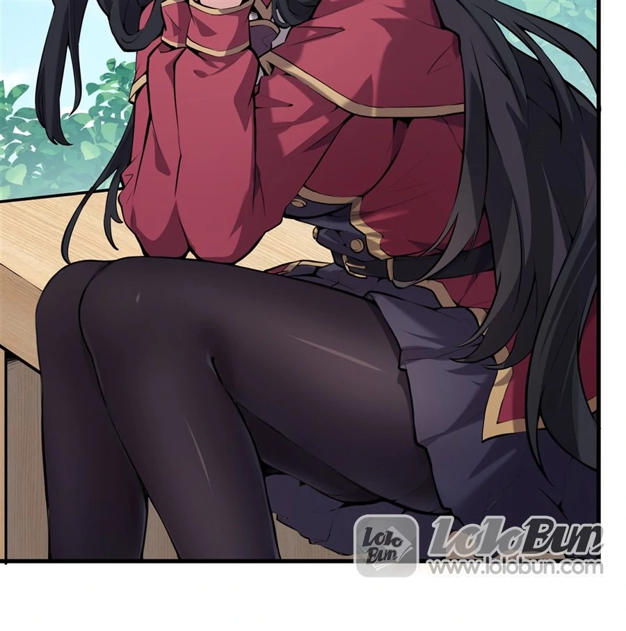 The Yellow-Haired Villain in the Female Main Character