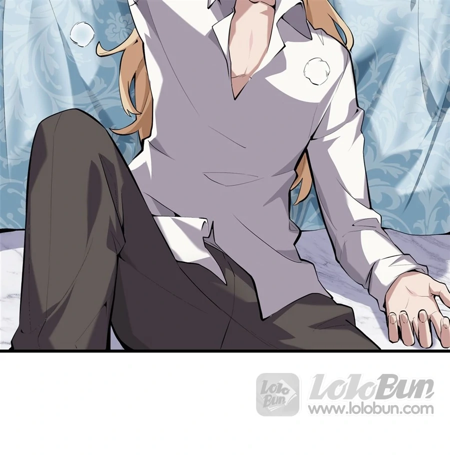 The Yellow-Haired Villain in the Female Main Character