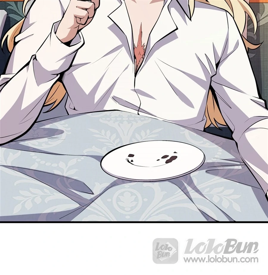 The Yellow-Haired Villain in the Female Main Character