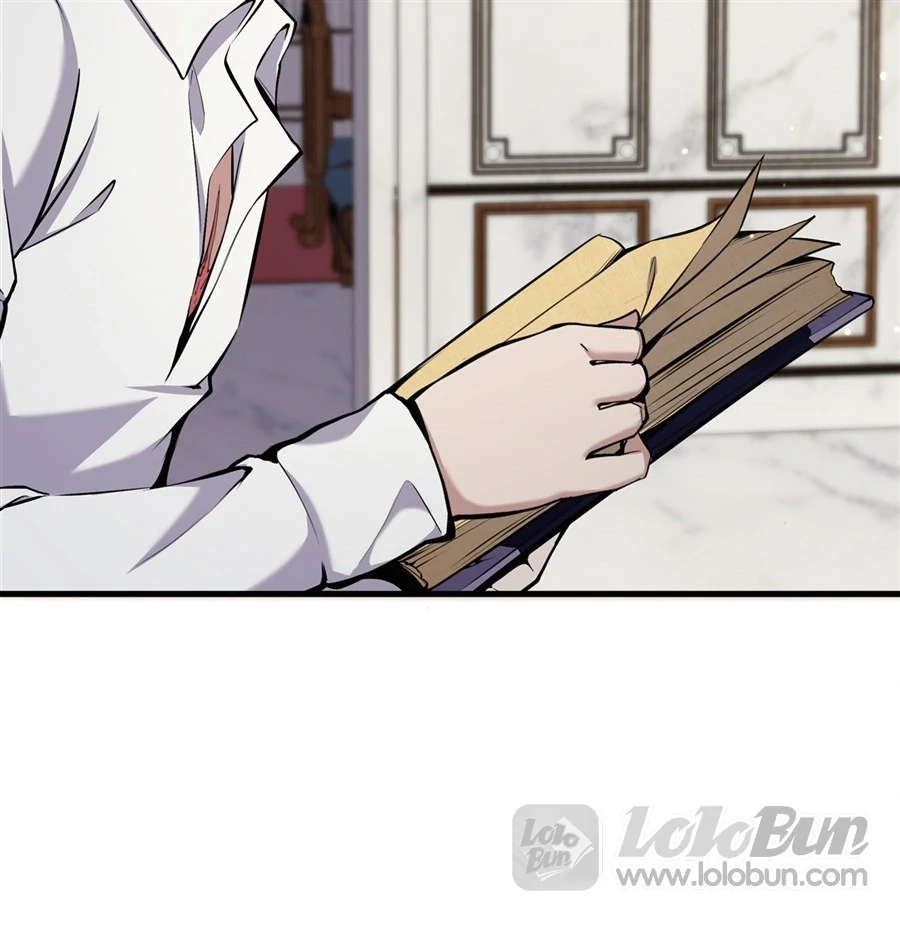 The Yellow-Haired Villain in the Female Main Character