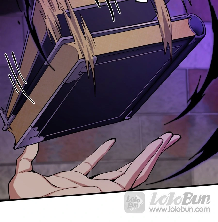 The Yellow-Haired Villain in the Female Main Character