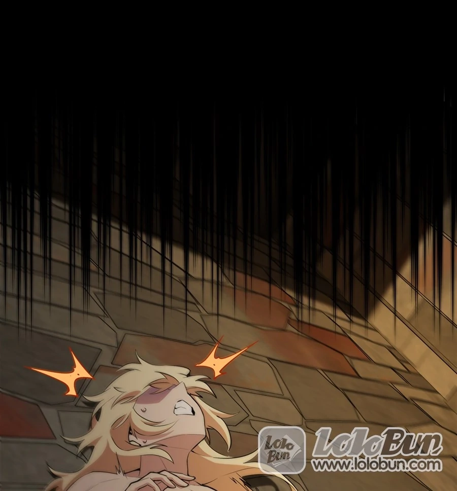 The Yellow-Haired Villain in the Female Main Character