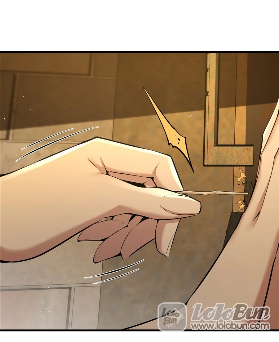 The Yellow-Haired Villain in the Female Main Character