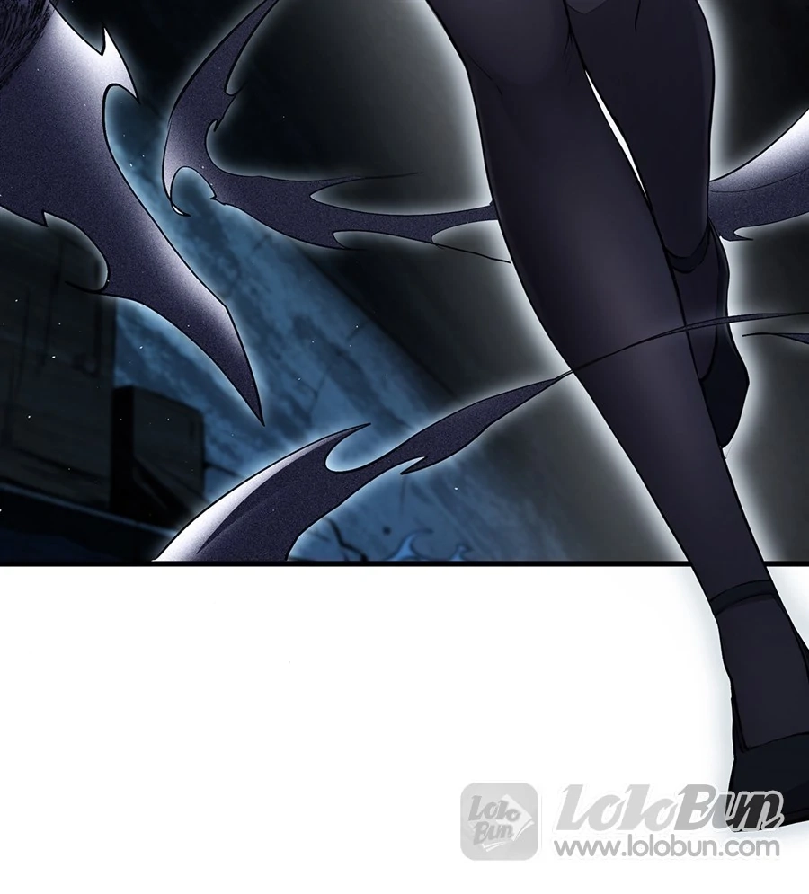 The Yellow-Haired Villain in the Female Main Character