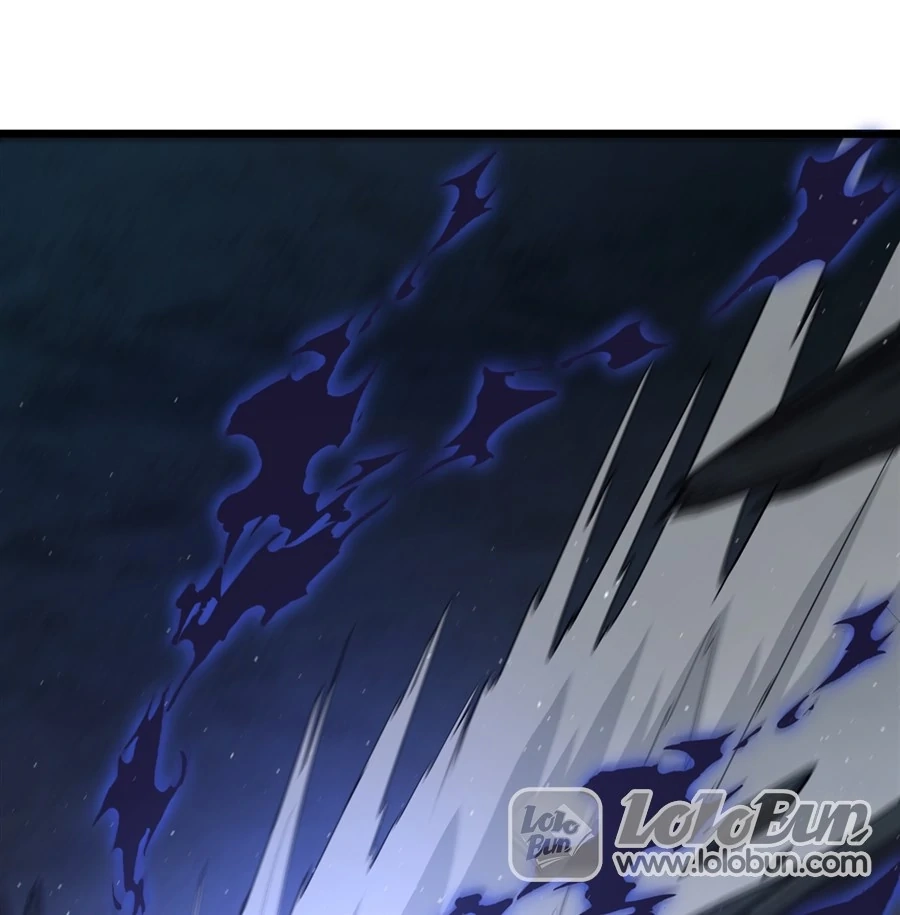 The Yellow-Haired Villain in the Female Main Character