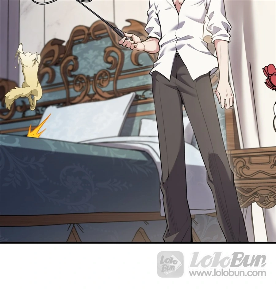 The Yellow-Haired Villain in the Female Main Character