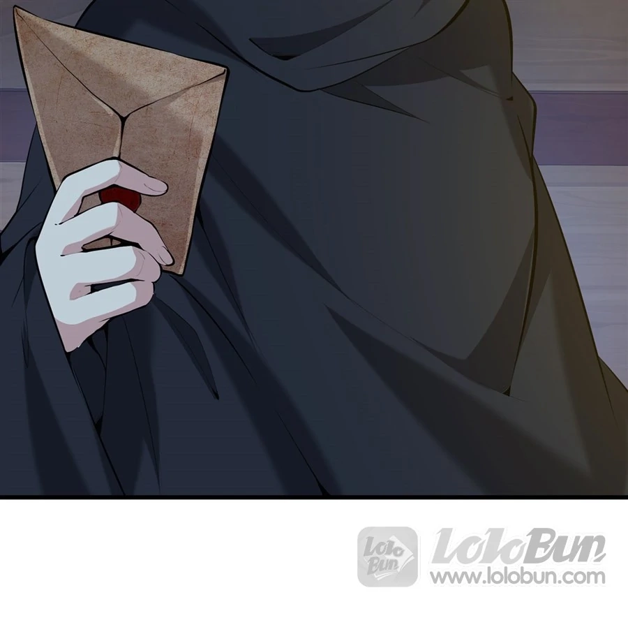 The Yellow-Haired Villain in the Female Main Character