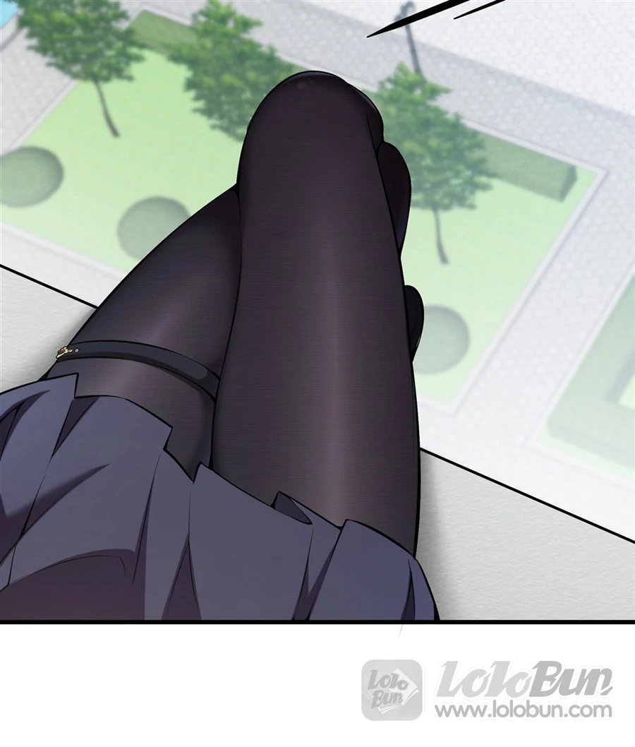The Yellow-Haired Villain in the Female Main Character