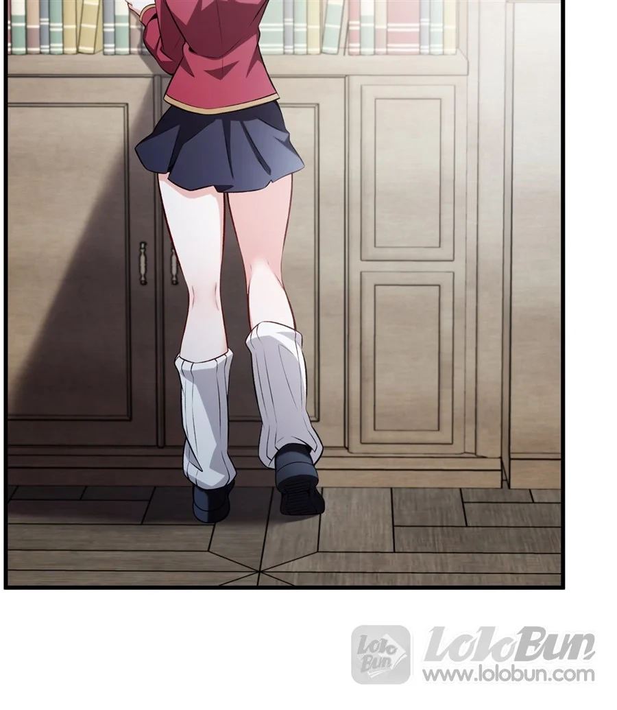 The Yellow-Haired Villain in the Female Main Character