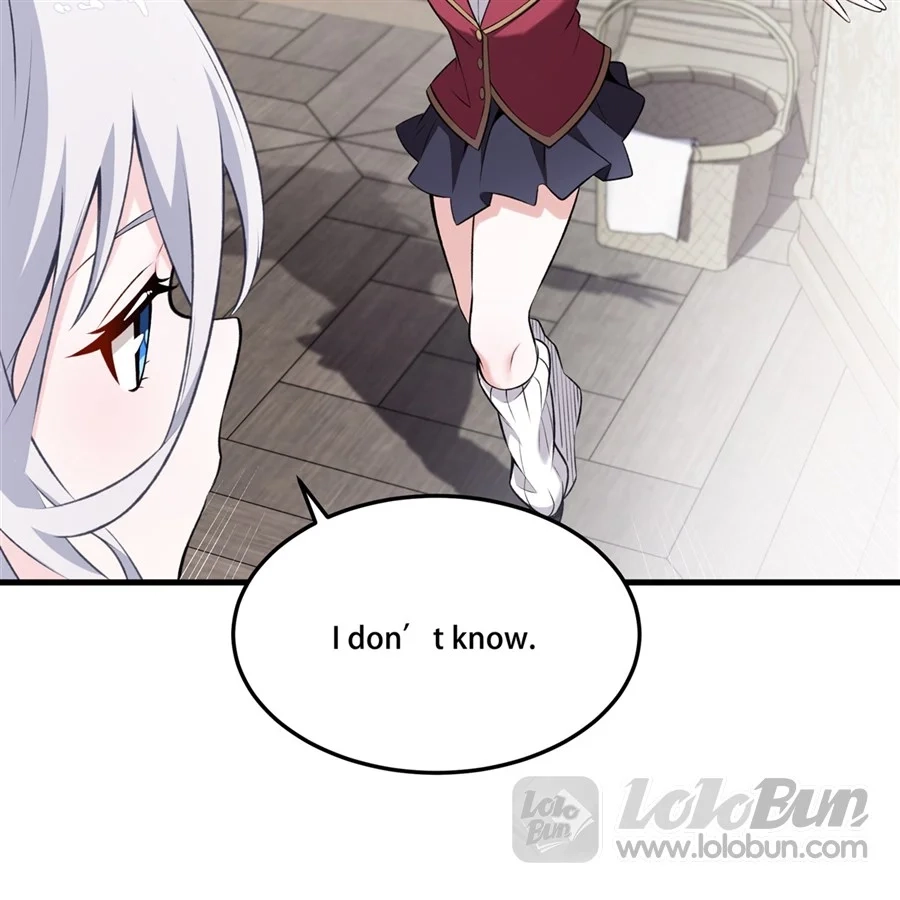 The Yellow-Haired Villain in the Female Main Character