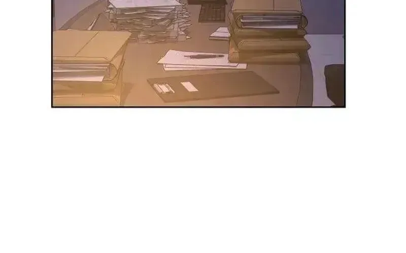 Trapped Between Two Men Chapter 31 page 4 - 